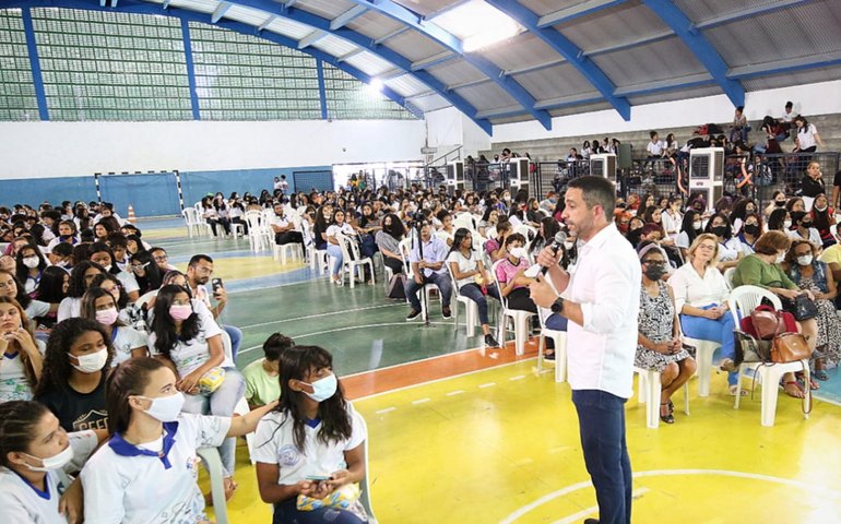 Paulo Dantas participa da entrega de kits do Programa Meu Novo Ciclo