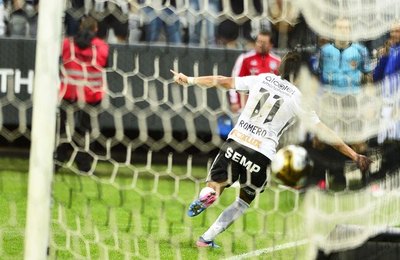 Corinthians empata com a Ponte e conquista o Paulistão