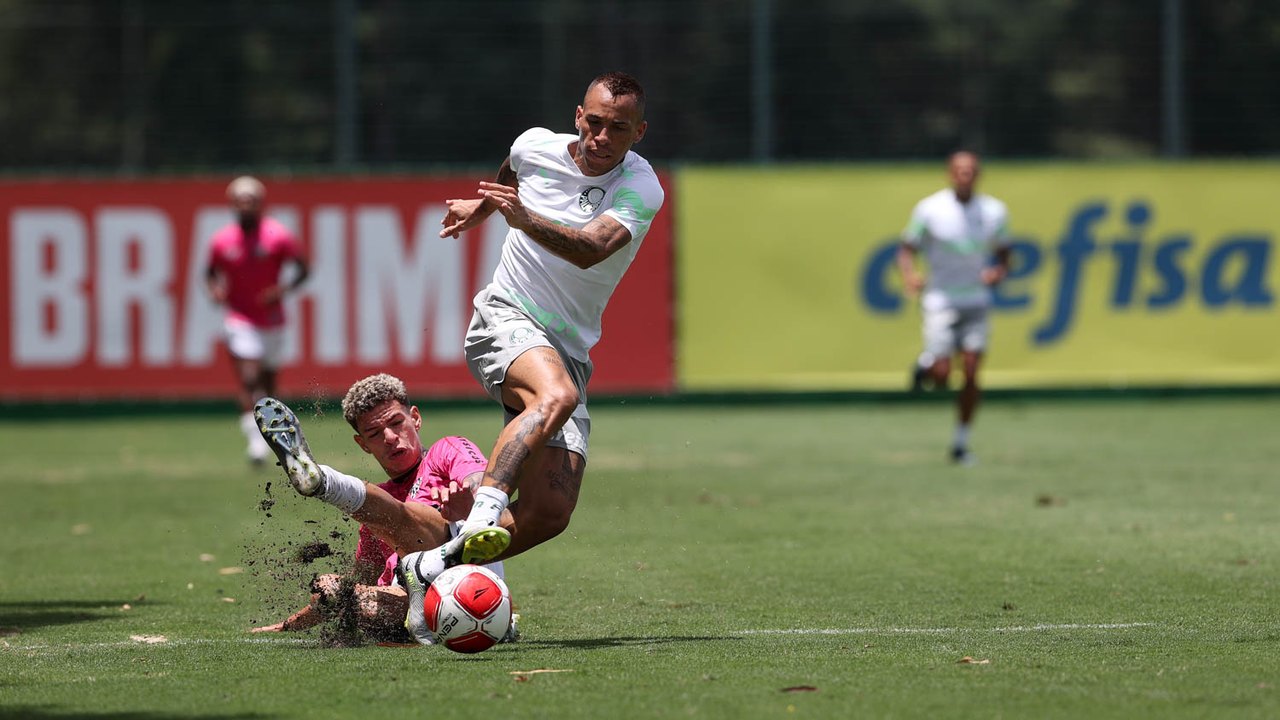 Palmeiras supera EC São Bernardo e Lemense em jogos-treino na Academia de Futebol