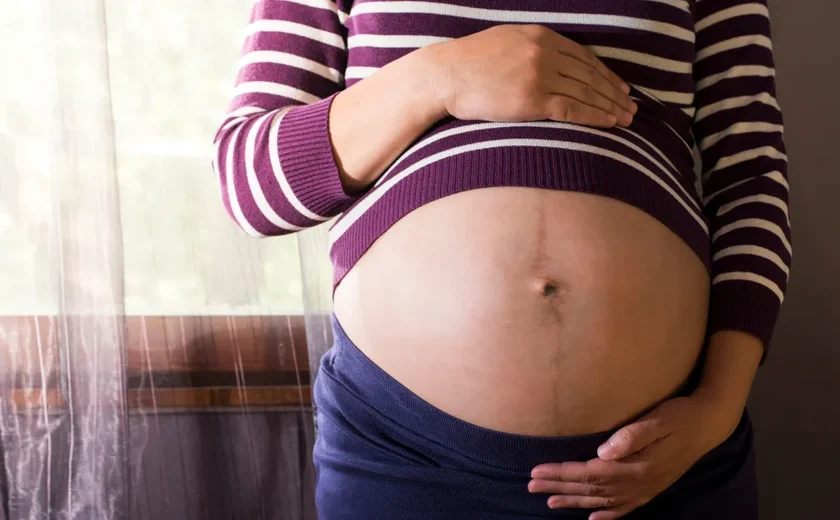 Candidata que deu à luz antes do concurso dos cartórios faz prova em AL