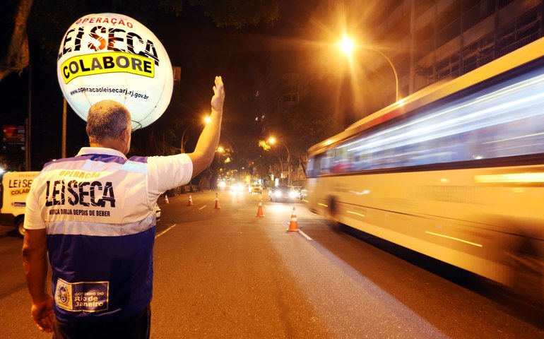 Lei Seca realiza mais de mil testes de alcoolemia durante período carnavalesco em Alagoas