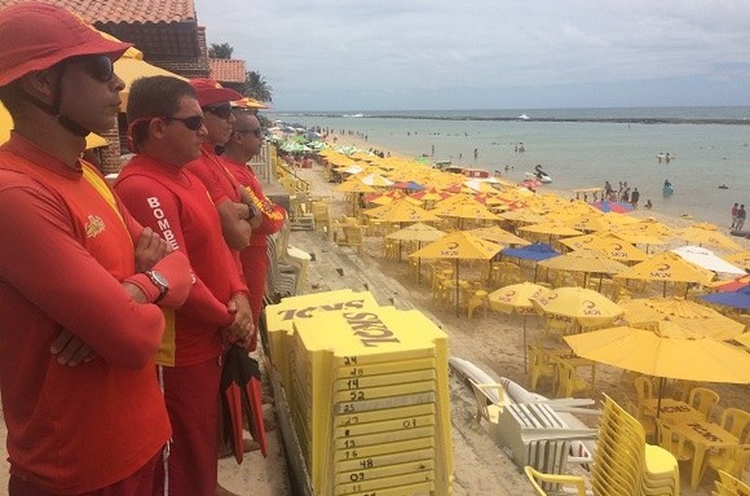 Em Maragogi: primeiro dia de serviço ocorre sem afogamentos