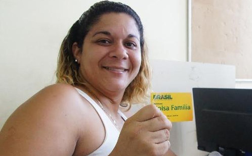 Mais de cinco mil famílias saíram da linha de pobreza em Alagoas