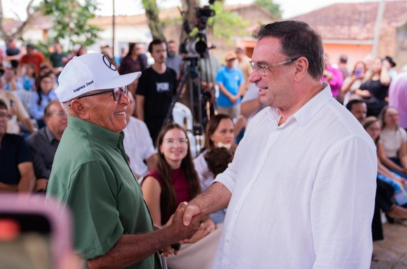 Com entrega de nova UBS, Luciano realiza antigo sonho de moradores da Comunidade Pau Ferro