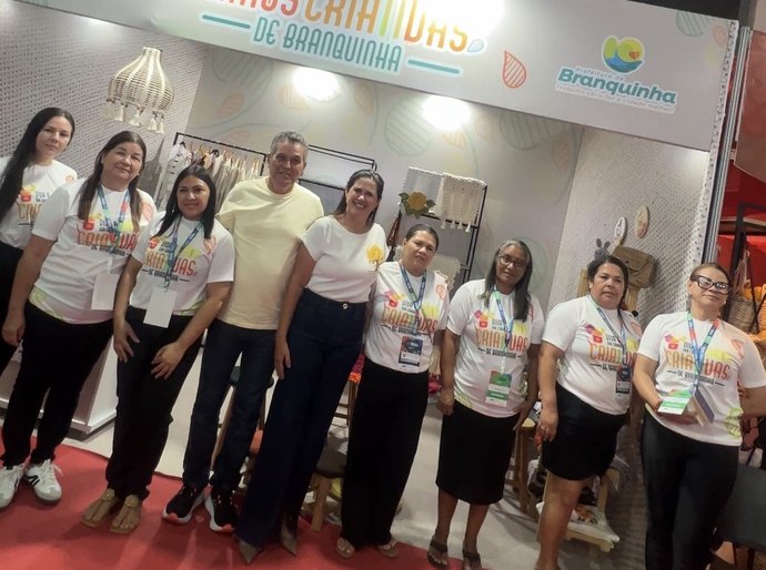 Feira dos Municípios Alagoanos: prefeito de Branquinha enaltece talento e criatividade dos artistas da terra