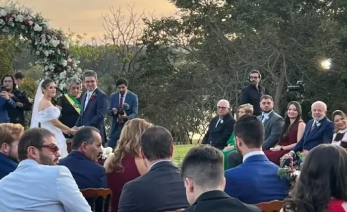 Cerimônia entre senador e alagoana