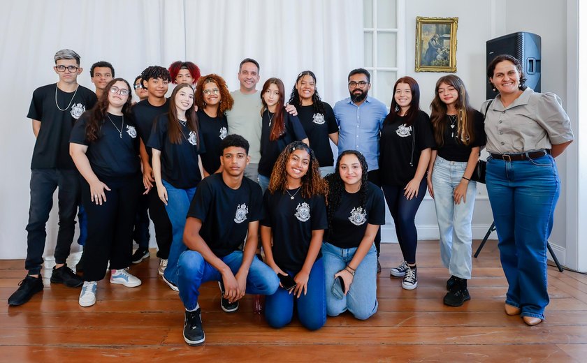 Paulo Dantas recebe estudantes gremistas de mais três escolas da capital