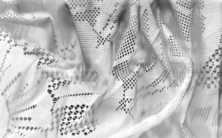 Artista visual alagoana lança e-book Sobrenome, um ensaio fotográfico sobre memória e identidade