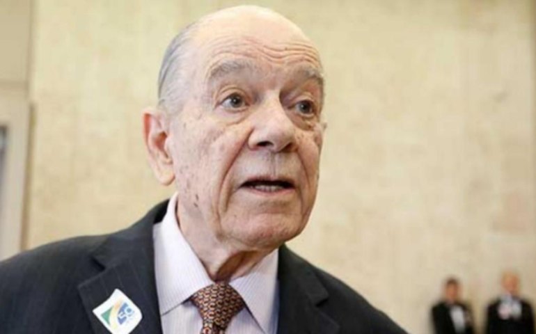 Ex-ministro da Fazenda Ernane Galvêas morre aos 99 anos