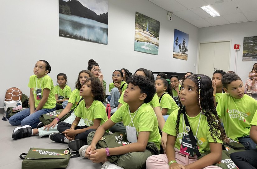 Crianças do Botânico Mirim aprendem sobre a importância de preservar os mares