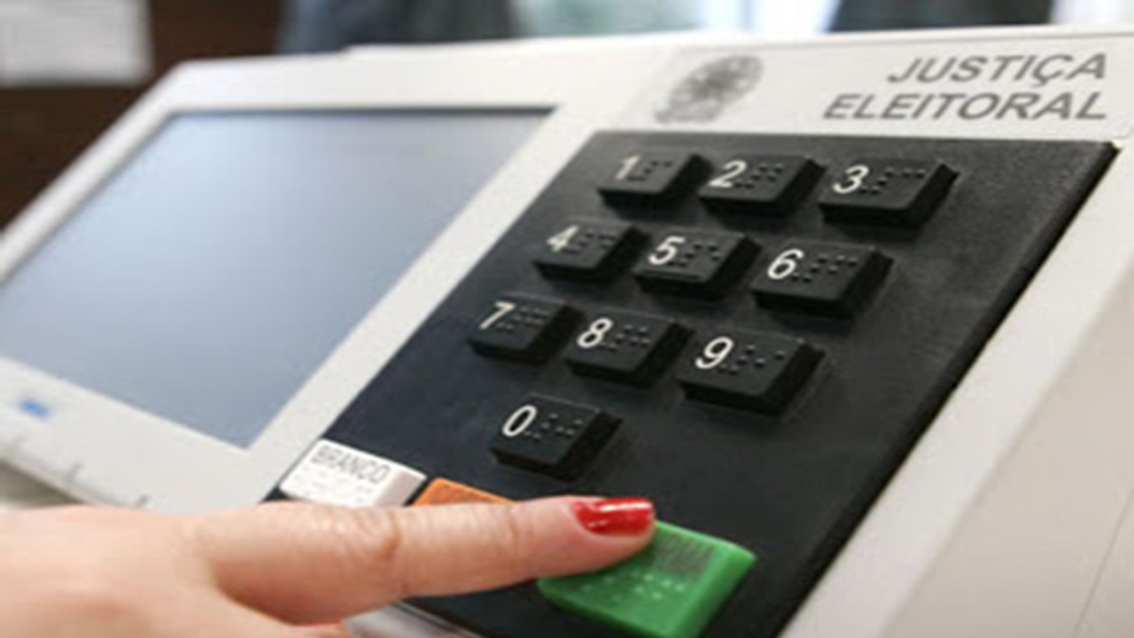 Urnas eletrônicas terão tempo maior para conferência do voto