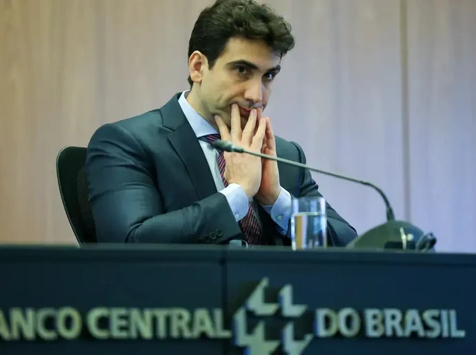 BC tem diversos caminhos para cumprir meta inflacionária, diz Galípolo