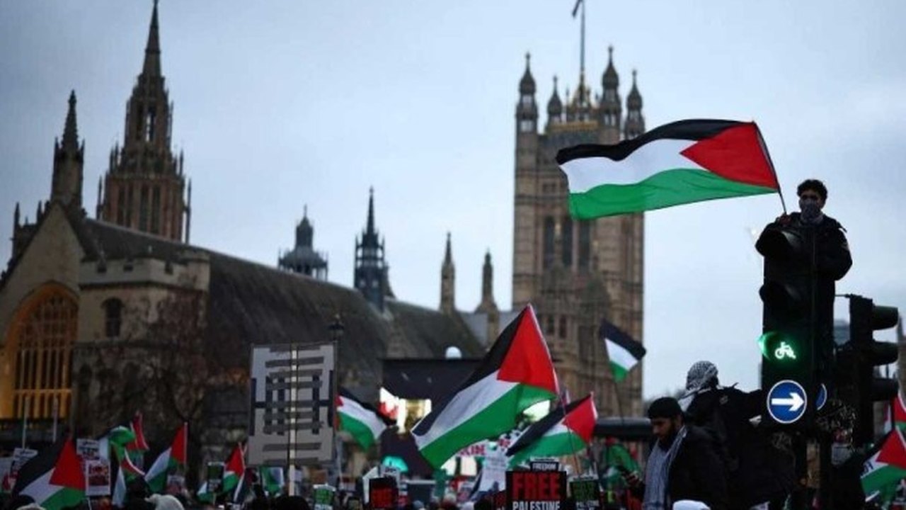 Milhares em Londres, Paris e outras grandes cidades realizam manifestação pró-Palestina