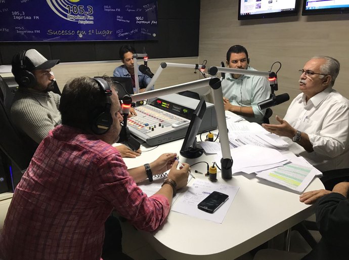 Teófilo faz balanço sobre os seis meses de gestão na estreia do Manhã Interativa