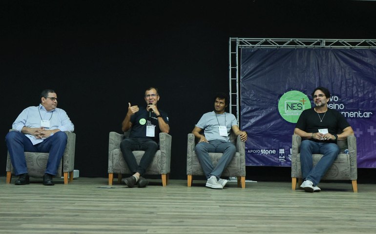 Estudantes da rede estadual participam de encontro sobre oportunidades de carreira nas ciências exatas