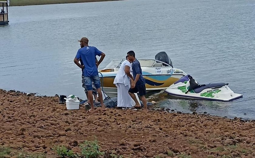 Menino de 13 anos em jetski causa acidente fatal com lancha em MG