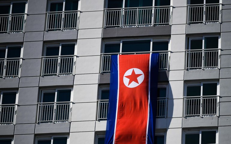 Coreia do Norte lança navio militar de nova geração em meio aos passos agressivos dos EUA (FOTO)