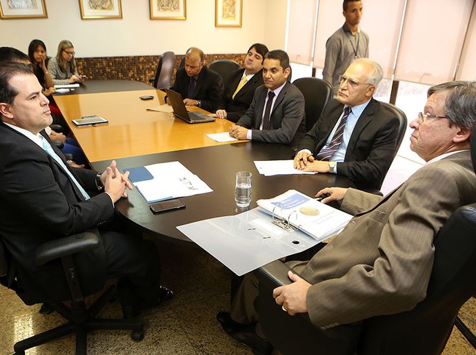 Consultor do Prêmio Innovare conhece Projeto Juízo Proativo