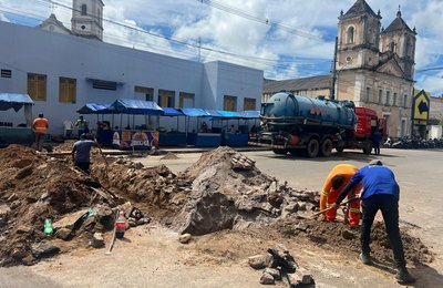 Ação conjunta da Prefeitura de Coruripe traz mais qualidade de vida para a Rua Lindolfo Simões