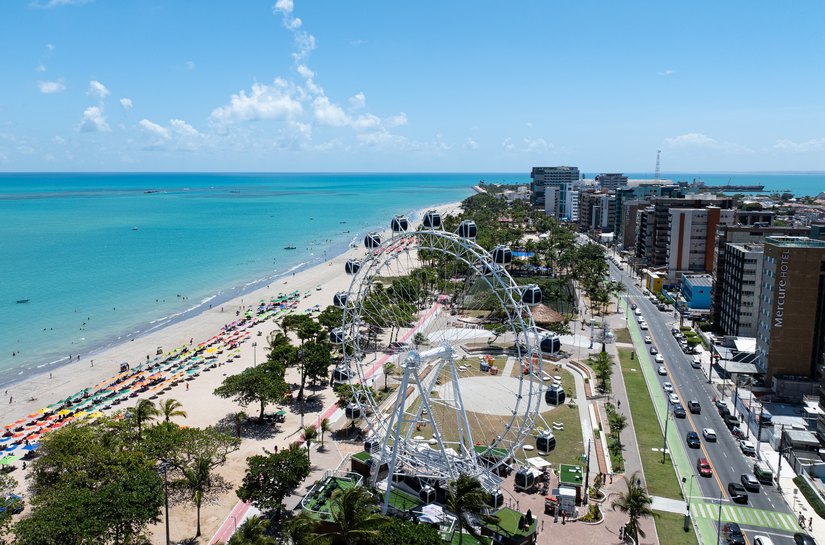 Maceió lidera ranking de destinos mais vendidos da Azul Viagens em 2025
