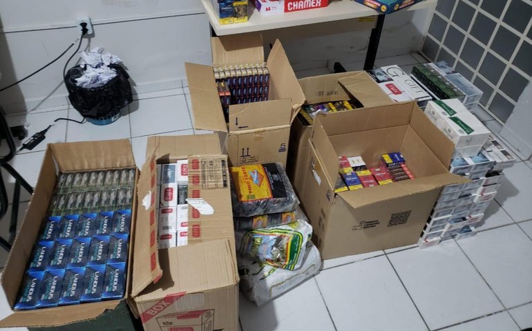 PM apreende armas de fogo e produtos sem notas fiscais no interior de Alagoas