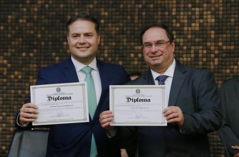 Governador Renan Filho toma posse no segundo mandato na terça, dia 1º