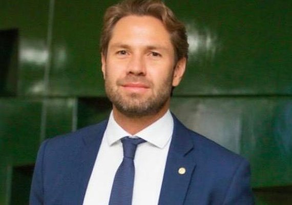 Pedro Vilela consegue aprovar audiência pública sobre avanço da tecnologia no Brasil