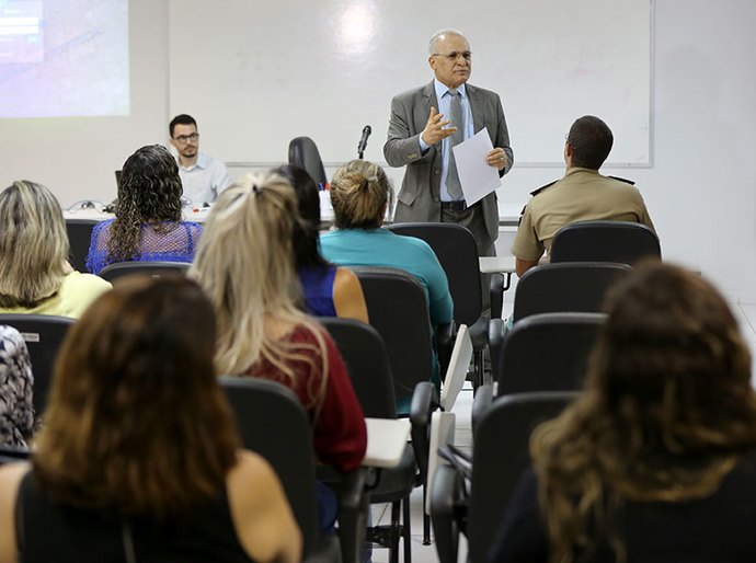 Mediadores recebem capacitação para atuar em bases comunitárias