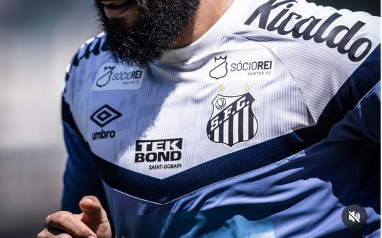 Felipe Jonatan admite propostas de Grêmio e Fortaleza e revela 'falta de carinho' do Santos