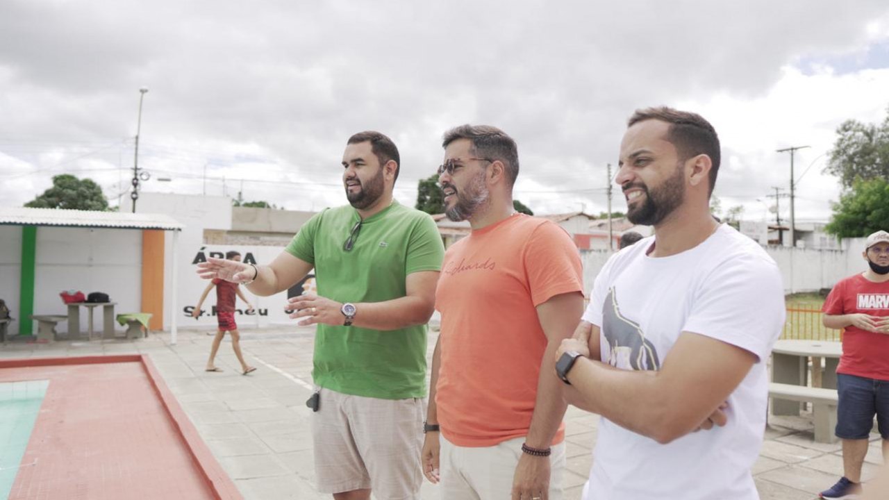 Prefeitura de Piranhas revitaliza piscina semiolímpica do município 