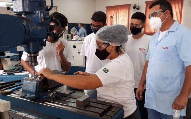 Segue para sanção projeto que aprimora regras do ensino técnico e profissional