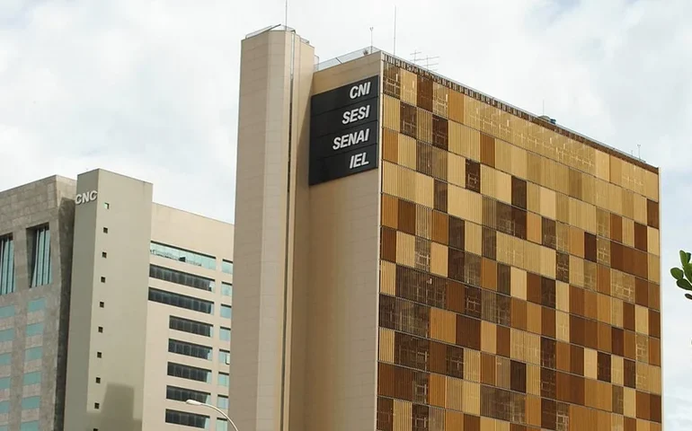 Confiança do empresário cai em 18 de 29 setores industriais em outubro, mostra CNI