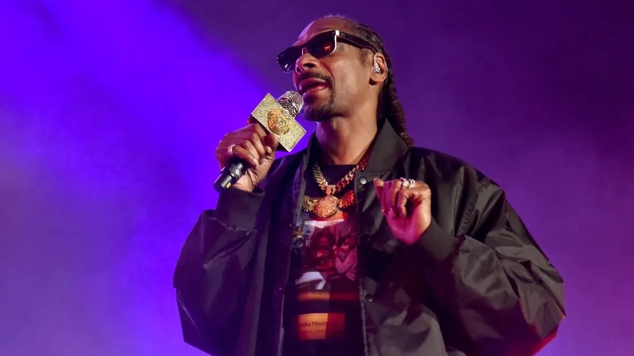 Snoop Dogg ganhará cinebiografia com roteirista de ‘Pantera Negra 2’