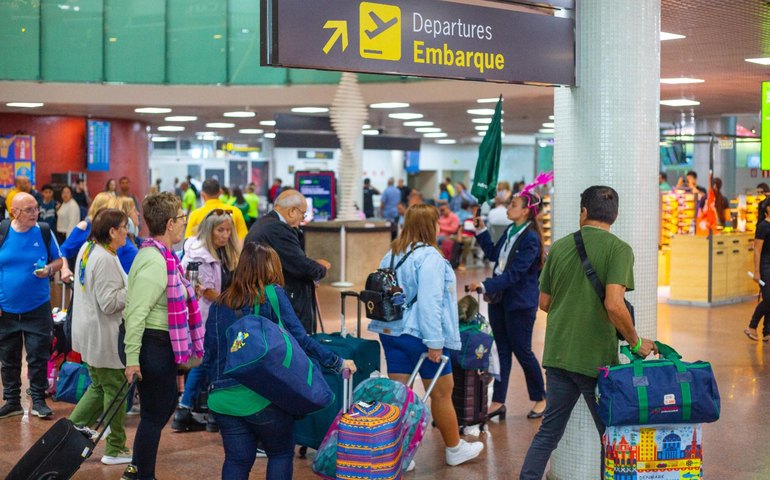 Alagoas recebe primeiro voo da Argentina para público 60+ com alta ocupação