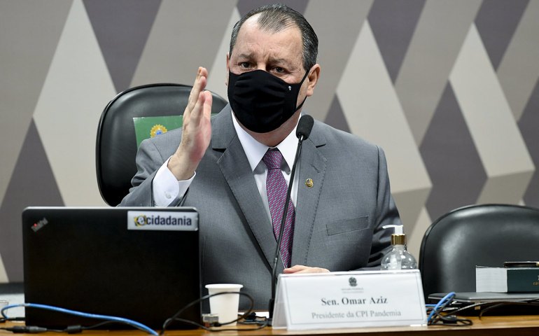 Aziz diz que convocações devem ser feitas com base em documentos enviados à CPI