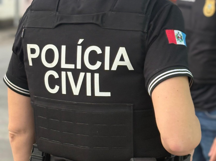 Polícia Civil prende pai e filho por perseguição contra mulher em Santana do Ipanema