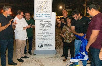 Prefeito Luciano entrega 3 km de ruas pavimentadas no bairro Verdes Campos