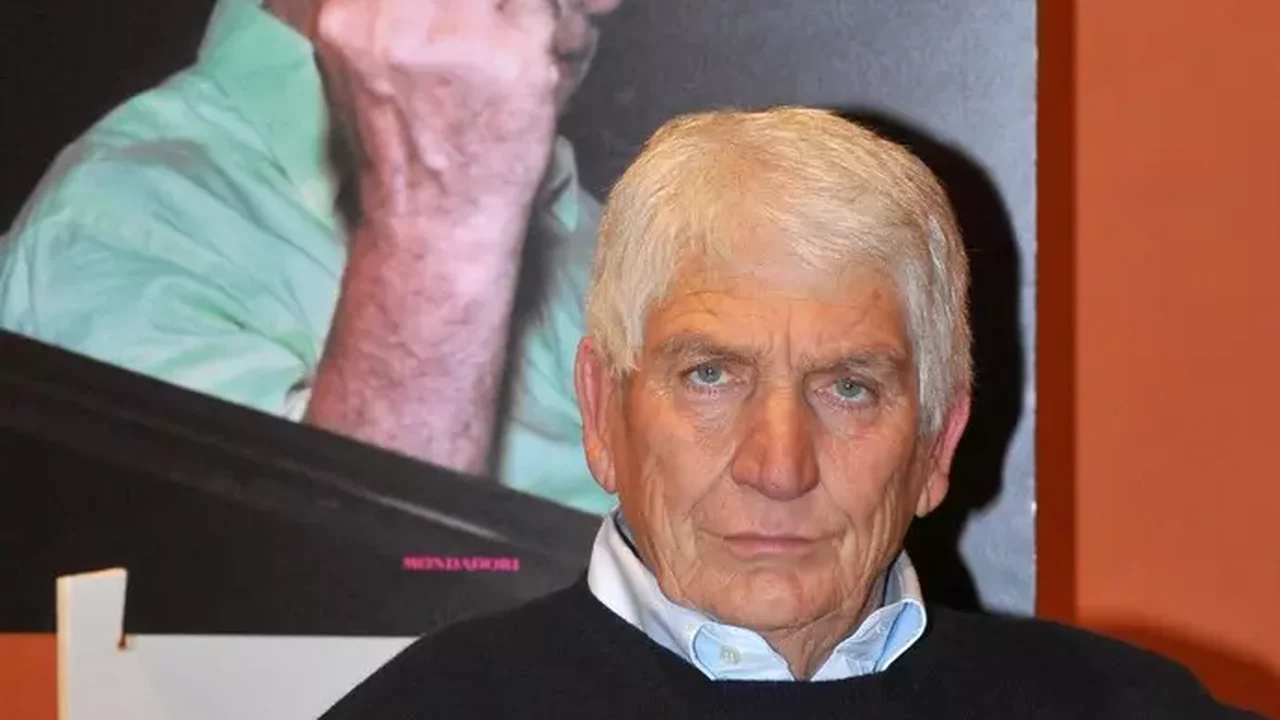 Italiano Umberto Pizzi, último 'paparazzo' da Dolce Vita, morre aos 87 anos