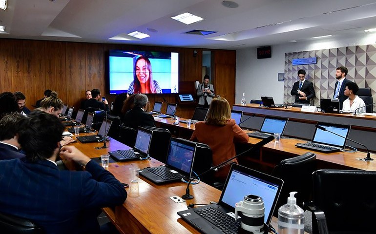 Mara Gabrilli é a nova presidente da comissão mista sobre migrações