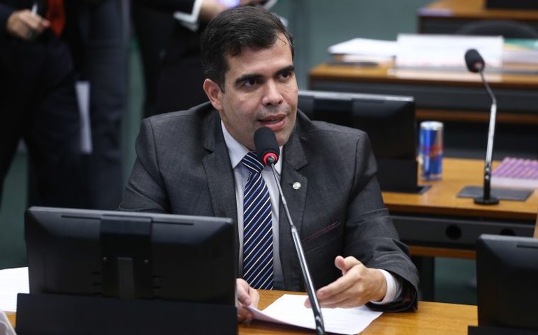 Comissão de Constituição e Justiça aprova prioridade para mulheres vítimas de violência em exames periciais