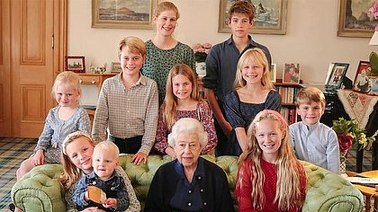 Kate Middleton posta foto inédita de rainha Elizabeth II