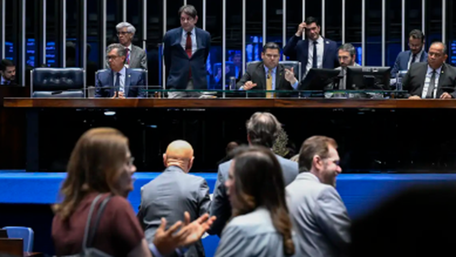 Alcolumbre diz que Senado vota fim da escala 6x1 após as eleições