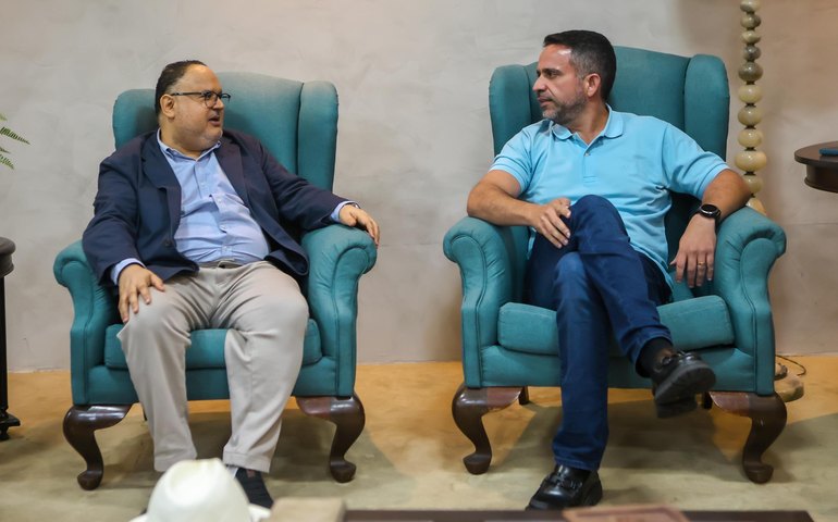 Paulo Dantas recebe Henrique Paim e debate sobre cooperação e governança educacional