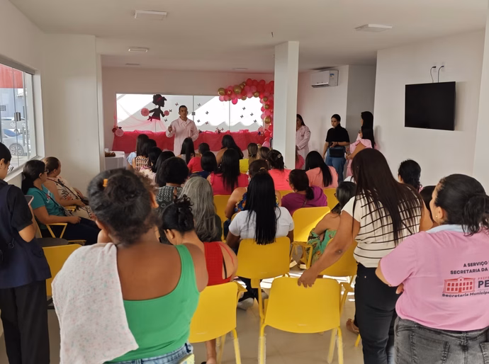 Serviços do Complexo de Saúde Dr. Hélio Lopes orientam mulheres de Penedo sobre prevenção ao câncer de mama e de colo do útero