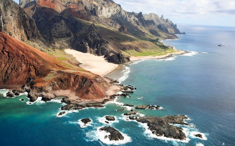 IBGE adequa limite leste costeiro-marinho do Brasil à Amazônia Azul