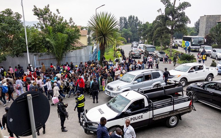 Diversas embaixadas, dentre elas a do Brasil, são atacadas no Congo