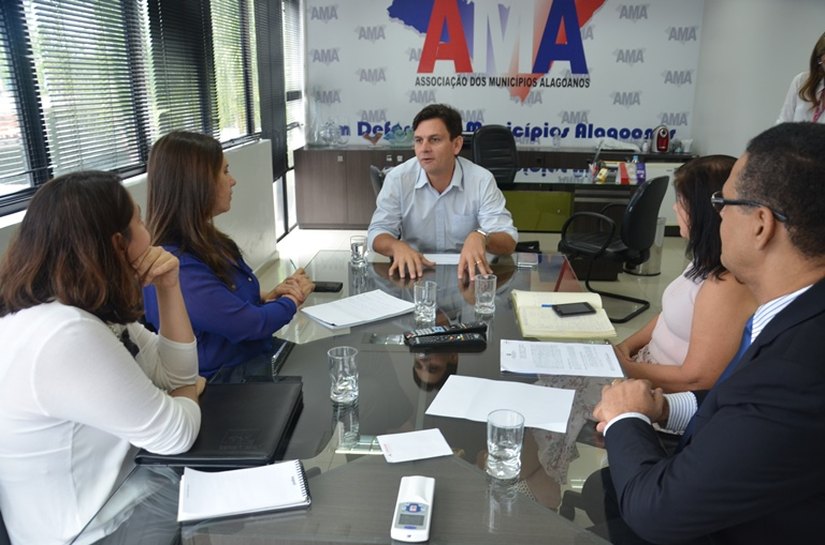 Grupo de trabalho vai debater transporte e evasão universitária