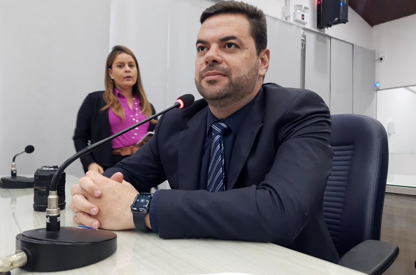Vereadores aprovam requerimento que pede adiamento da eleição de conselheiros tutelares para novembro