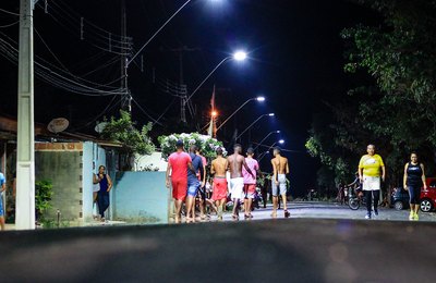 Povoado Saúde recebe nova iluminação de LED