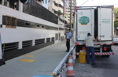 Moradores de Maceió arrecadam 393 quilos de alimentos para o Mesa Brasil Sesc